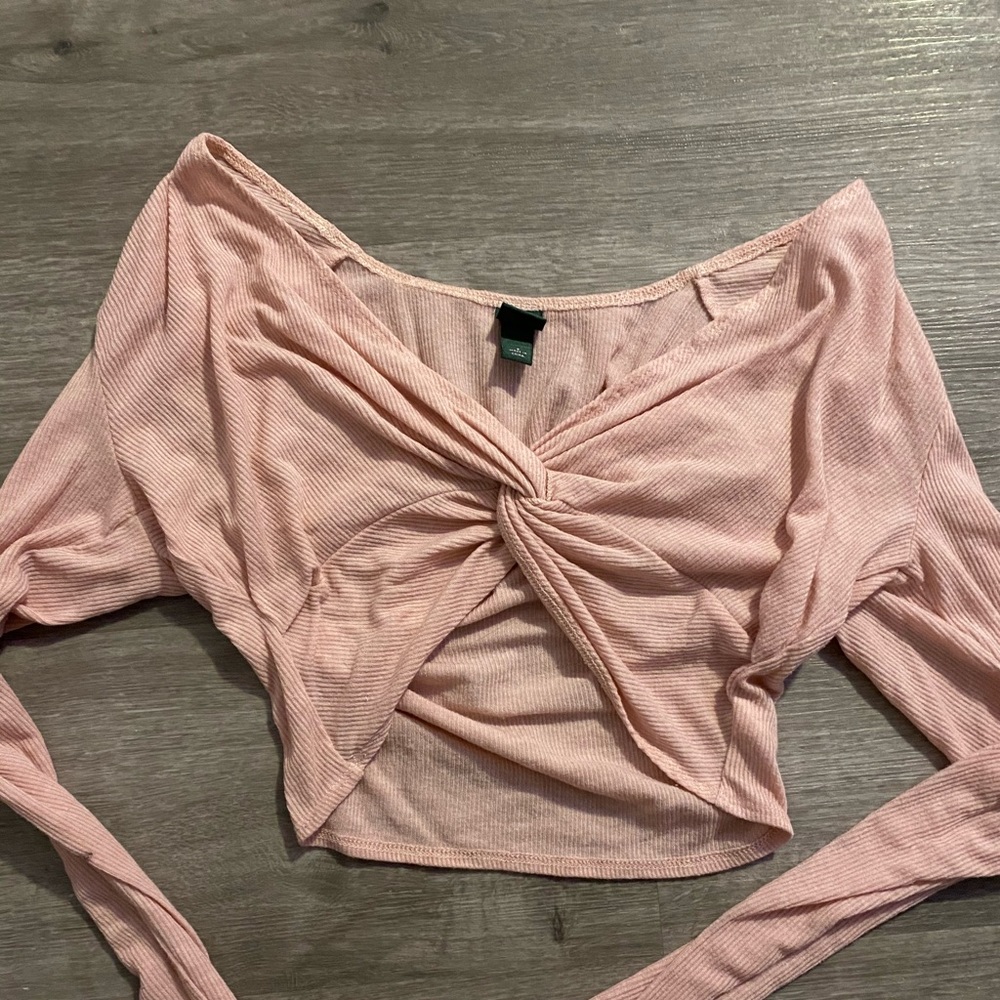 Cropped V-neck knotted sweater